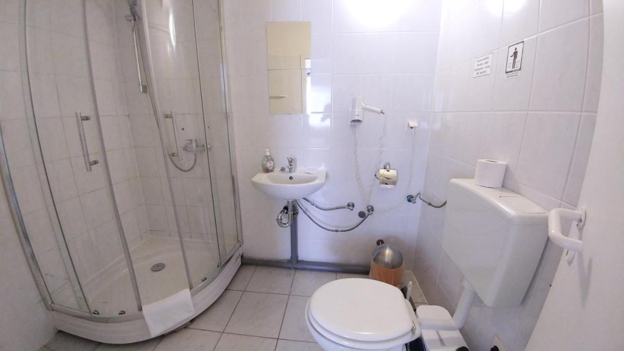 M68 Hotel 2*