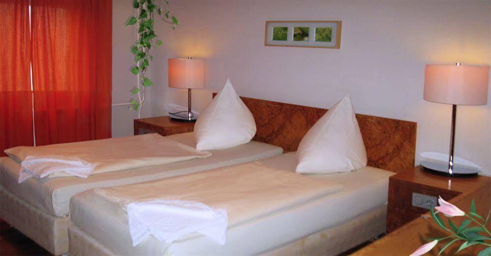 M68 Hotel
